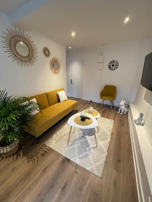 Le Sunny-Hyper Centre -Proche Gare - Paisible -Wifi Hd -Netflix-Ideal Couple Business Et Famille Ньор Экстерьер фото
