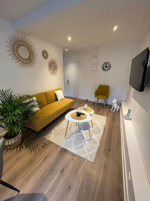 Le Sunny-Hyper Centre -Proche Gare - Paisible -Wifi Hd -Netflix-Ideal Couple Business Et Famille Ньор Экстерьер фото